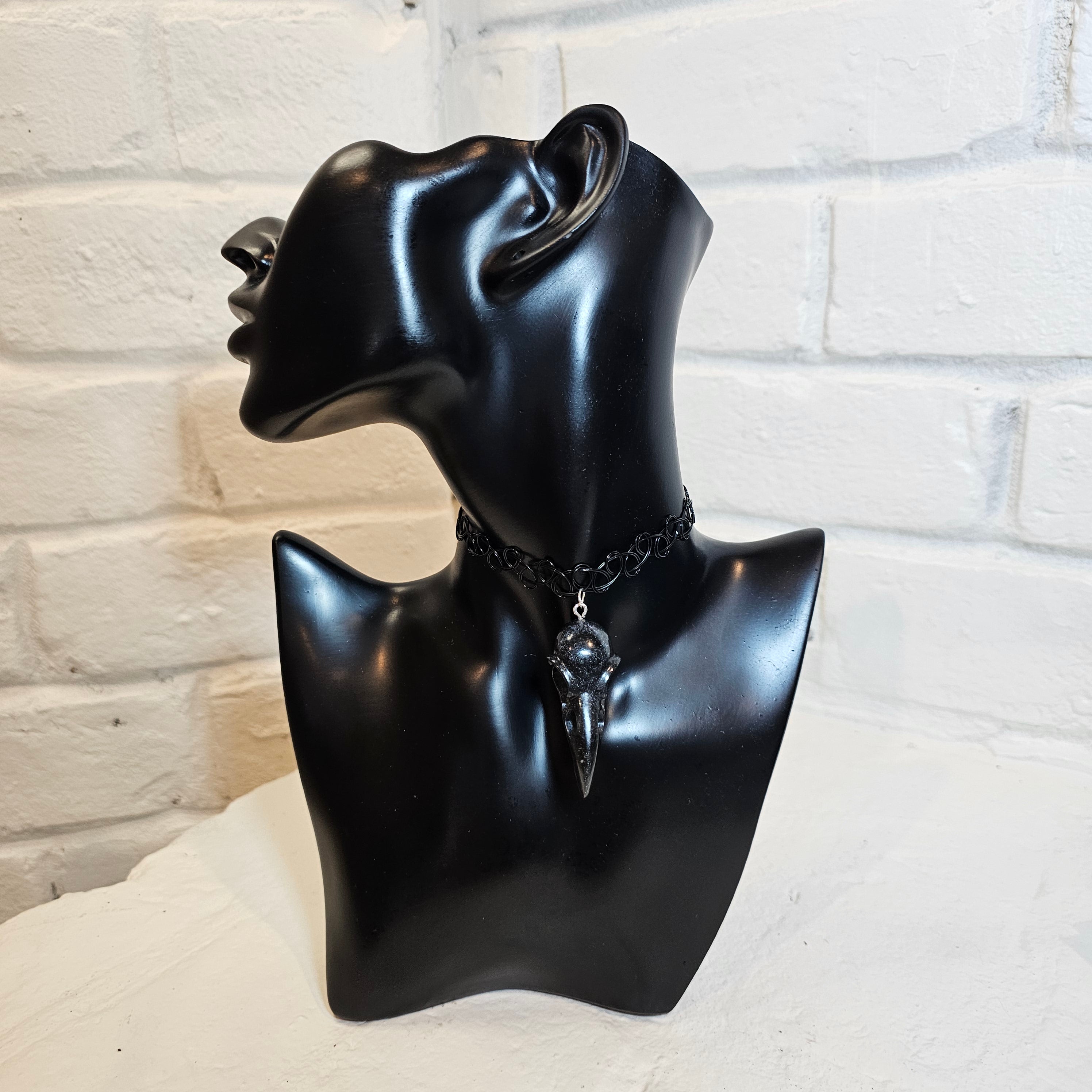 🥵 Black Crow Choker
