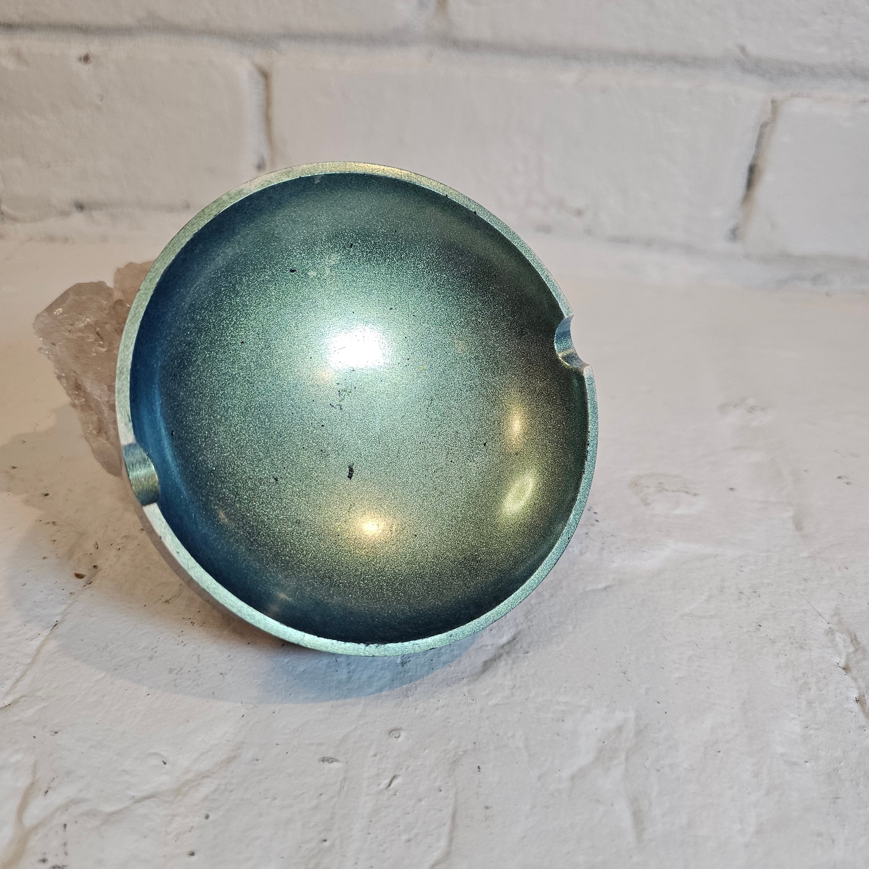 Round Color Shift Ashtrays🧁