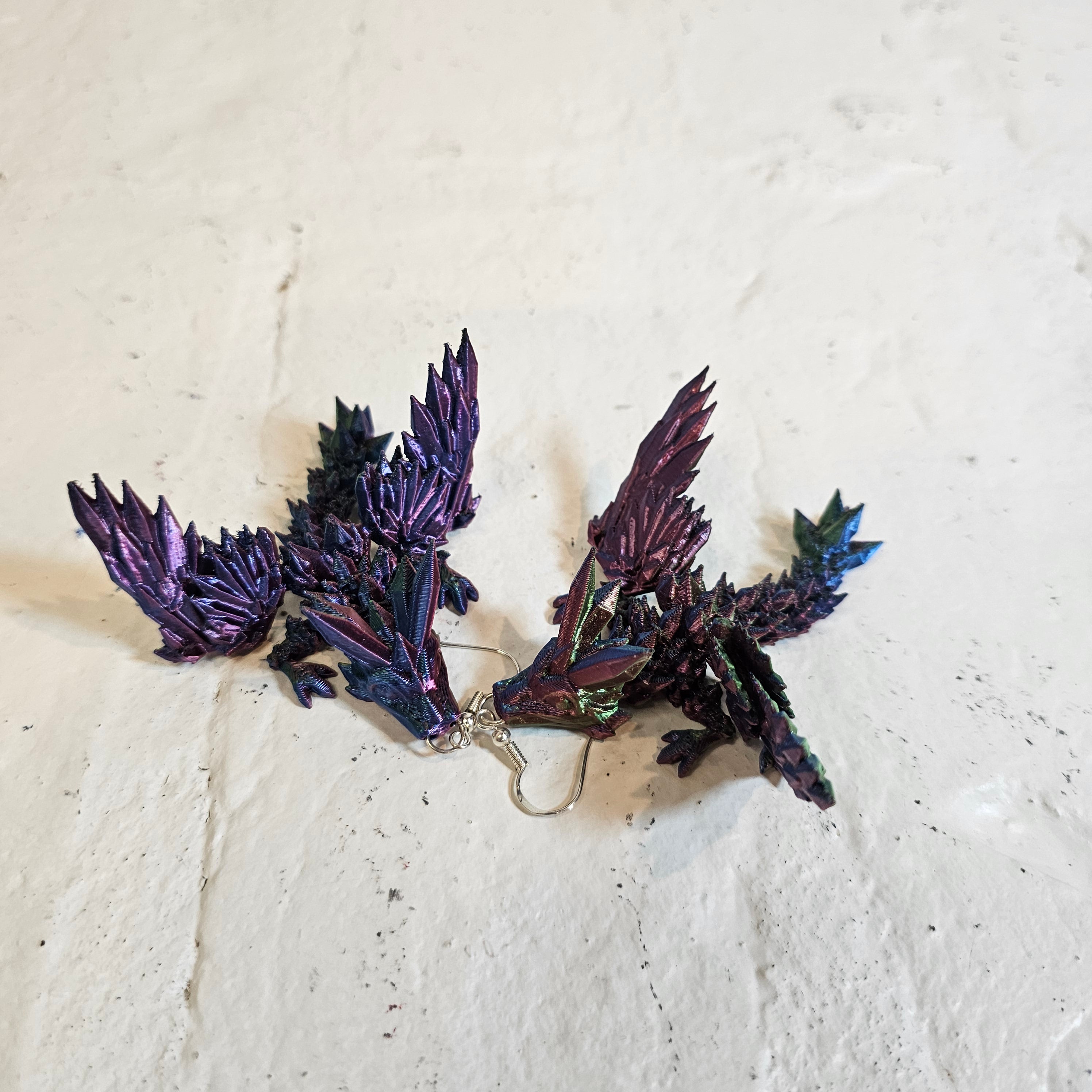 🥵 Tri-Color Shift Crystalline Dragon Earings *needs mesurements*