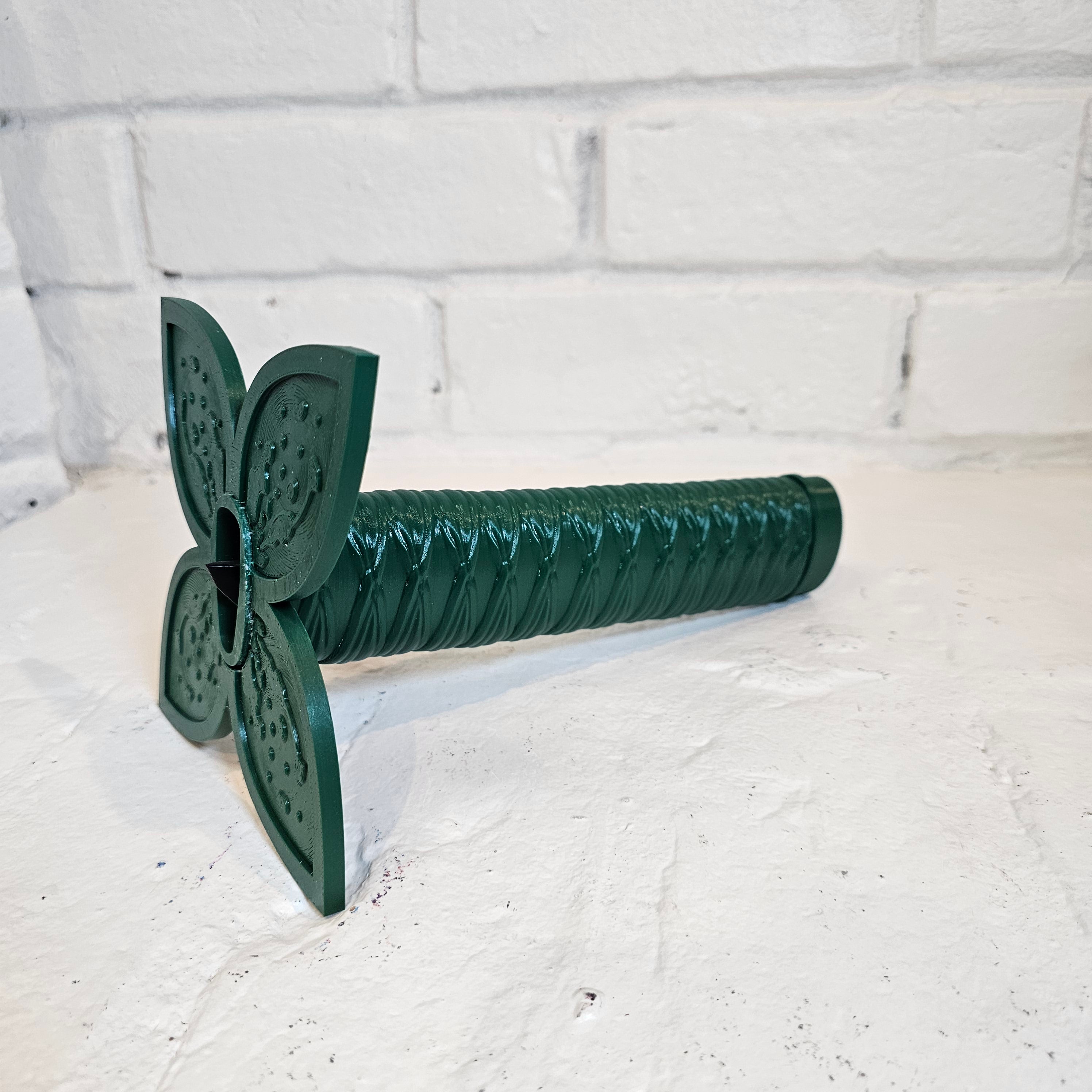 😡 Kocho's Collapsible Sword